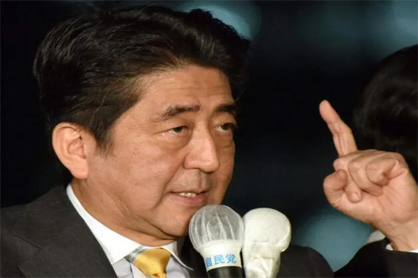 7月8日安倍晋三枪杀事件：嫌疑人是山上徹也