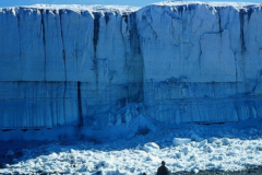 世界上最大的冰川：兰伯特冰川(长400千米/宽64千米)