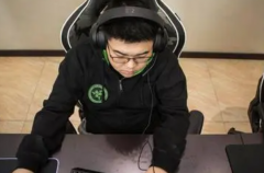 想做游戏主播怎么做?固定开直播(需要维护好粉丝)