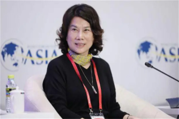 董明珠结了几次婚？一次婚姻（丈夫病逝较早）