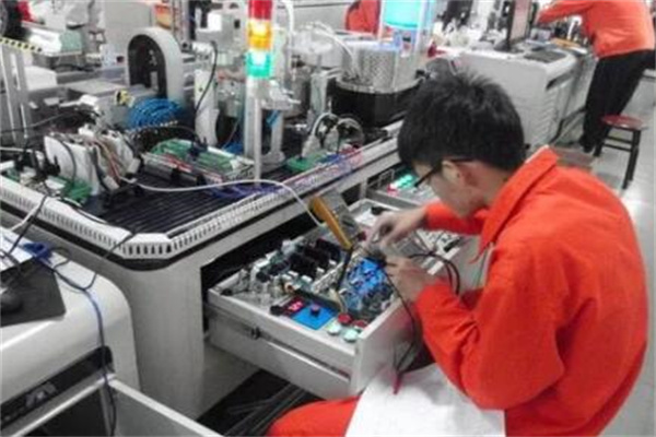 机电一体化技术专业学什么?学习内容多(应用领域广泛)