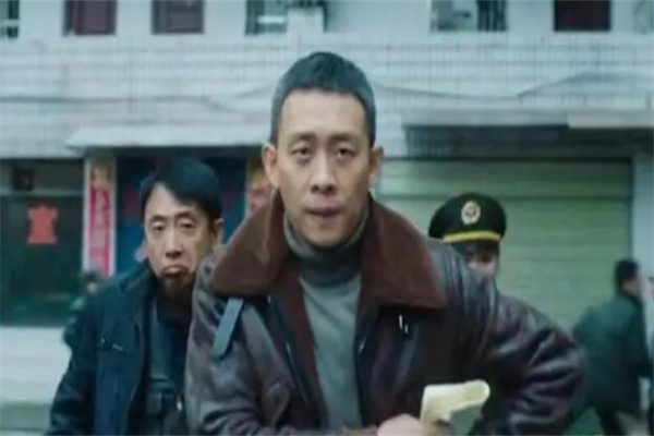 电视剧他是谁一共多少集：一共有24集(现已定档播出)
