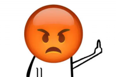 竖中指什么意思?多指鄙视/嘲讽等意思(一种挑衅的动作)