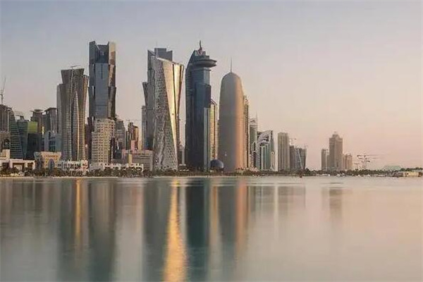 卡塔尔是世界上最富的国家吗?是富裕国家之一(有丰富自然资源)
