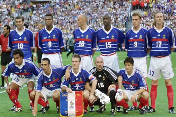 1998年世界杯前四名是谁：法国/巴西/克罗地亚/荷兰