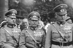 二战德国著名将领排名：勃洛姆堡排名第一(克卢格垫底)